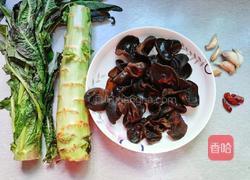 木耳炒莴笋的做法图解1