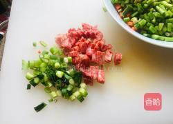 香肠炒米饭的做法图解3