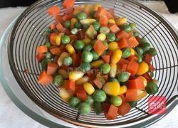 什锦腊肠焖饭的做法图解7