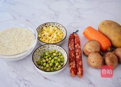 土豆腊肠焖饭的做法图解1