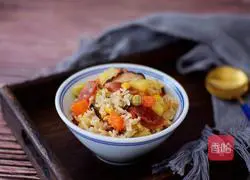 Illustration of how to make potato and sausage braised rice 9