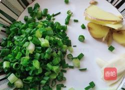 炒河虾的做法图解2