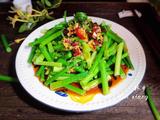 麻辣蒜苔的做法[图]
