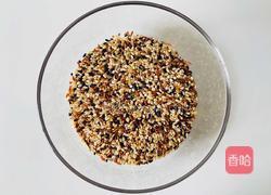 一招教你不用浸泡做出软糯好吃的杂粮饭的做法图解1