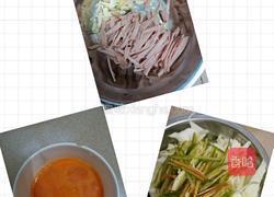 包菜炒粉面的做法图解2