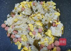 咸菜炒饭的做法图解5