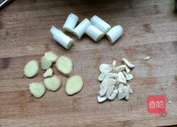 土豆炖牛肉的做法图解3