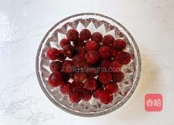 柠檬荔枝杨梅饮的做法图解2