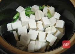 金针菇豆腐汤的做法图解2