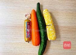 彩蔬火腿丁的做法图解1