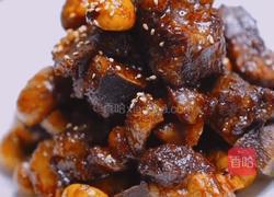 金蒜牛肉粒的做法图解7