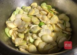 韭菜蚕豆炒鸡蛋的做法图解2