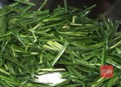 韭菜蚕豆炒鸡蛋的做法图解12