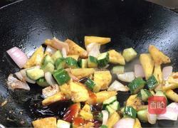 菠萝炒鸡肉的做法图解13