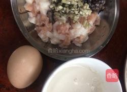 汕尾的特色菜，咸鱿鱼蒸五花肉的做法图解3