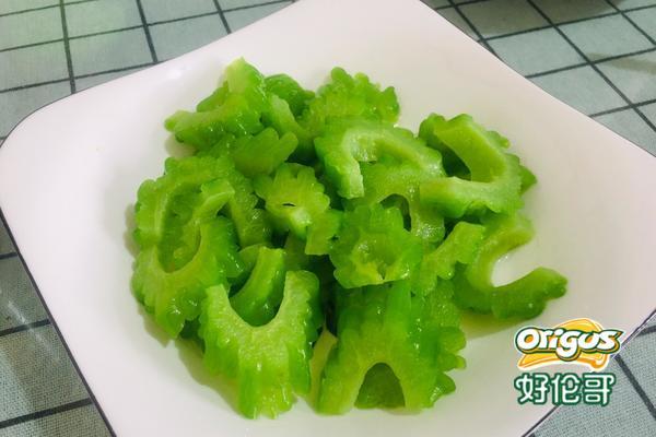 凉拌苦瓜