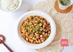 杏鲍菇炒鸡丁的做法图解14