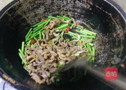 过油肉炒蒜苔的做法图解6