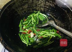 过油肉炒蒜苔的做法图解5