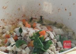 杏鲍菇炒鸡丁的做法图解13