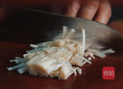 牛肉酸辣汤的做法图解5