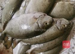 鲜甜的泥猛鱼芥菜汤的做法图解1