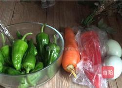 皮蛋炒青椒的做法图解1