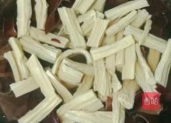 凉拌腐竹木耳的做法图解12