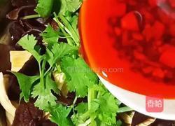 凉拌腐竹木耳的做法图解16