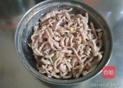 酸菜炒肉丝的做法图解8