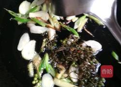 五花肉炖芸豆的做法图解9