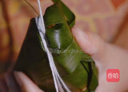 咸蛋黄香菇牛肉粽的做法图解8