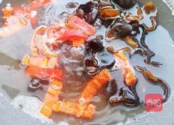黄瓜拌木耳的做法图解5