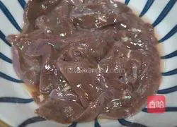 Illustration of how to make stir-fried pork liver 1