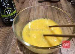 丝瓜鸡蛋汤面的做法图解2