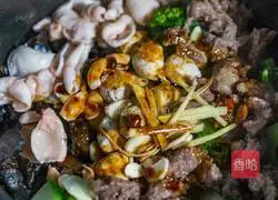 Illustration of how to make delicious sauce hot pot 7