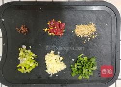 家常版油泼面的做法图解3