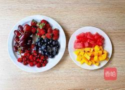 草莓水果冰淇淋的做法图解2