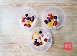 草莓水果冰淇淋的做法图解7