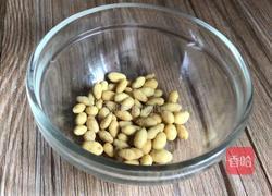 酸奶芒果冰粉的做法图解2