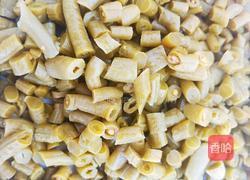 米饭杀手之肉沫酸豆角的做法图解1