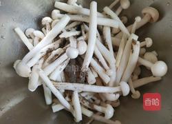 酥炸海鲜菇的做法图解3