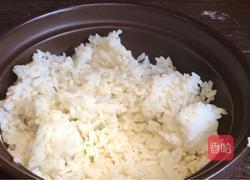 剩菜剩饭煲仔饭的做法图解1