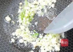 洋白菜炒粉丝的做法图解2