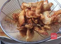 Illustration of how to make sesame-flavored pot-wrapped pork 14