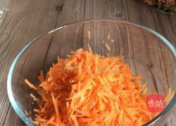 红萝卜牛肉锅贴的做法图解5