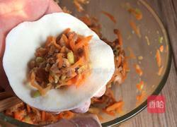 红萝卜牛肉锅贴的做法图解15