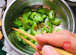 海米拌苦瓜的做法图解8