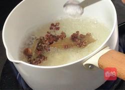 泡椒猪皮的做法图解2