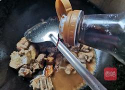 土豆炖鸭腿的做法图解8